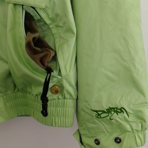 Like-new muted lime green Burton snowboarding jacket - Picture 3 of 13